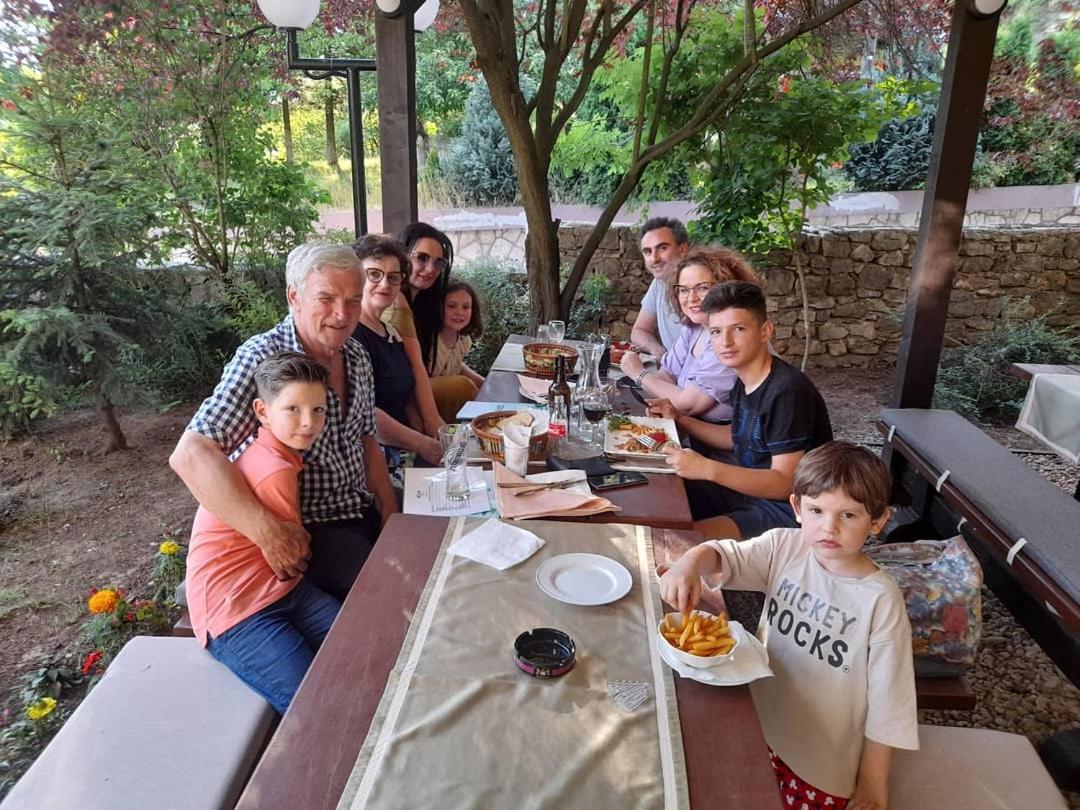 Teuta Palace Dom Faletici Ξενοδοχείο Σαράγεβο Εξωτερικό φωτογραφία