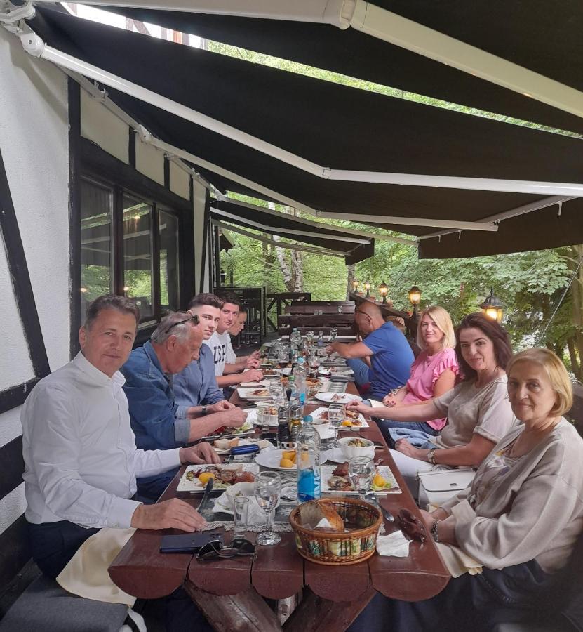 Teuta Palace Dom Faletici Ξενοδοχείο Σαράγεβο Εξωτερικό φωτογραφία